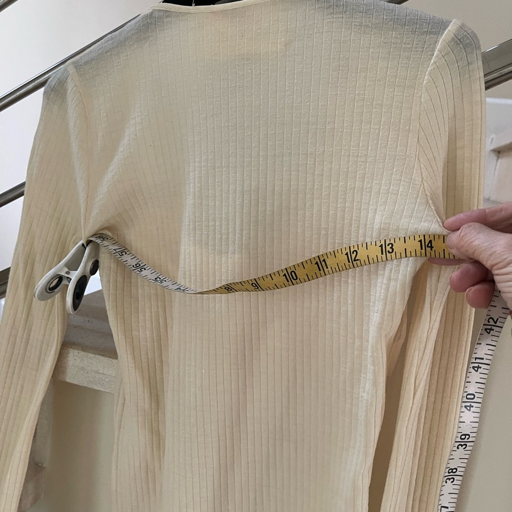 Cream long sleeve Lace knit bra style Top - Picture 7 of 12